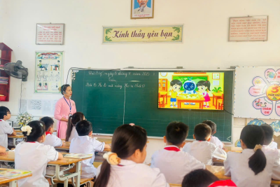 HOẠT ĐỘNG CHÀO MỪNG 43 NĂM NGÀY NHÀ GIÁO VIỆT NAM 20-11